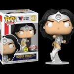 Funko Pop! Wonder Woman 80th Anniversary - Wonder Woman White Lantern #423