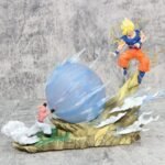 Dragon Ball Z: Goku vs Majin Buu Figure with lights
