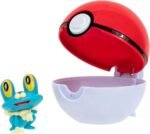 Pokemon: Clip 'n' Go - Froakie + Poke Ball - Image 2