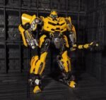 WJ Bumblebee Transformers Action Figure – Transformable Alloy Robot with Weapon Accessories - Image 4