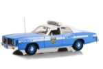 Greenlight Collectibles: New York City Police Dept (NYPD) - 1:18 Scale Die-Cast 1978 Dodge Monaco - Image 2