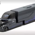 Cars: Jackson Storm Hauler Die-Cast, Scale 1:50