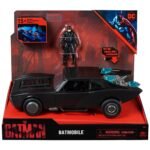 The Batman (2022) - Batman (4" Figure) with Batmobile (1:18 Scale)